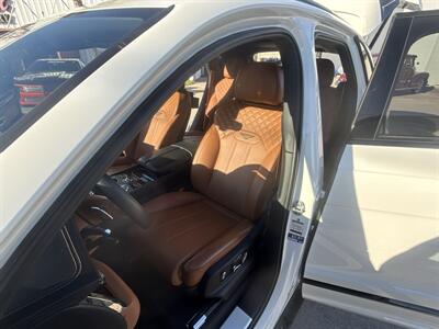 2024 Bentley Bentayga A V8   - Photo 25 - San J Uan, TX 78589