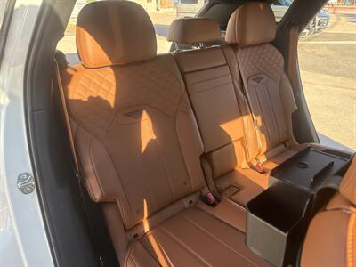 2024 Bentley Bentayga A V8   - Photo 27 - San J Uan, TX 78589