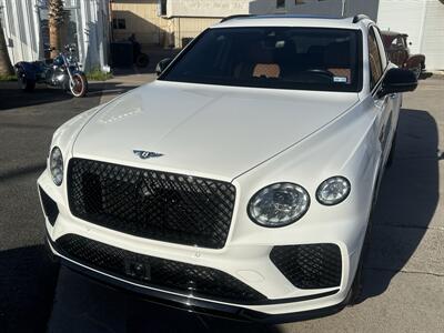 2024 Bentley Bentayga A V8   - Photo 3 - San J Uan, TX 78589