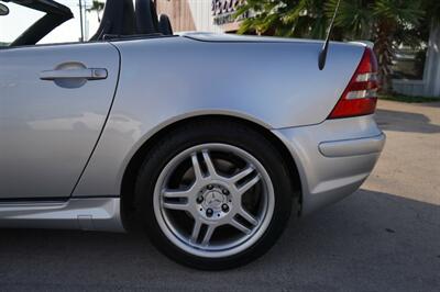 2004 Mercedes-Benz SLK SLK 32 AMG   - Photo 7 - San J Uan, TX 78589