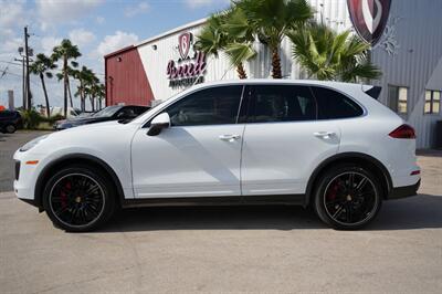 2016 Porsche Cayenne Turbo   - Photo 7 - San J Uan, TX 78589