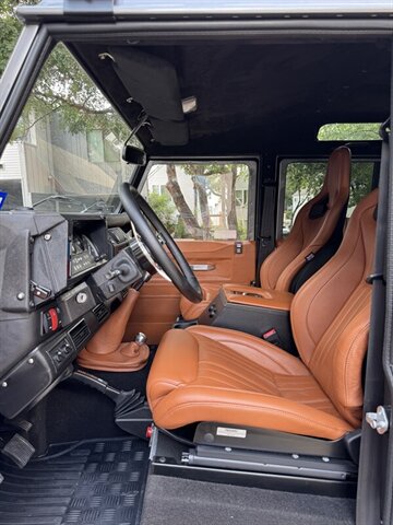 1983 Land Rover Defender 110  ARKONIK