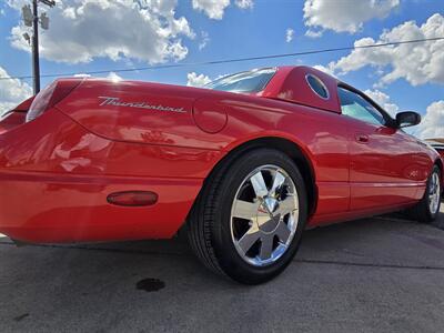 2002 Ford Thunderbird Deluxe   - Photo 23 - San J Uan, TX 78589