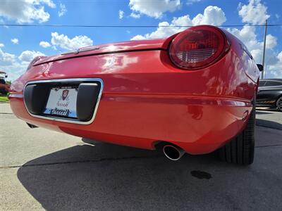 2002 Ford Thunderbird Deluxe   - Photo 21 - San J Uan, TX 78589