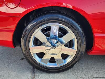 2002 Ford Thunderbird Deluxe   - Photo 26 - San Juan, TX 78589