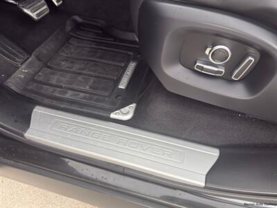 2017 Land Rover Range Rover Sport SVR   - Photo 28 - San Juan, TX 78589