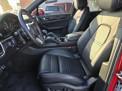 2022 Porsche Cayenne S   - Photo 2 - San J Uan, TX 78589