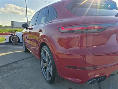 2022 Porsche Cayenne S   - Photo 6 - San J Uan, TX 78589