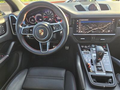 2022 Porsche Cayenne S   - Photo 33 - San J Uan, TX 78589