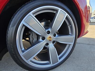2022 Porsche Cayenne S   - Photo 17 - San J Uan, TX 78589