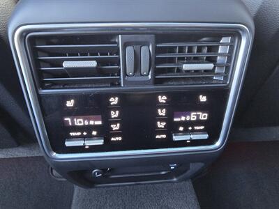 2022 Porsche Cayenne S   - Photo 39 - San J Uan, TX 78589