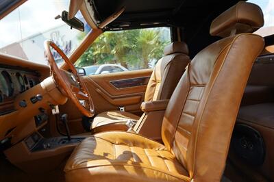 1981 Ford Mustang Ghia Convertible   - Photo 2 - San J Uan, TX 78589