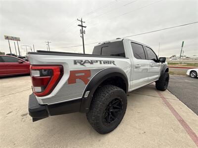 2023 Ford F-150 Raptor R   - Photo 7 - San J Uan, TX 78589