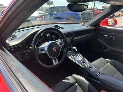 2015 Porsche 911 Turbo S   - Photo 10 - San Juan, TX 78589