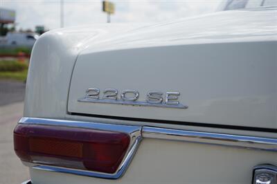 1965 Mercedes-Benz 220B SE   - Photo 12 - San J Uan, TX 78589