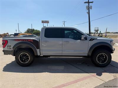 2023 Ford F-150 Raptor   - Photo 7 - San Juan, TX 78589