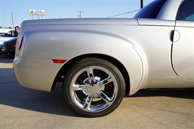 2005 Chevrolet SSR LS   - Photo 16 - San J Uan, TX 78589