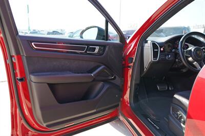 2022 Porsche Cayenne GTS Coupe   - Photo 34 - San J Uan, TX 78589