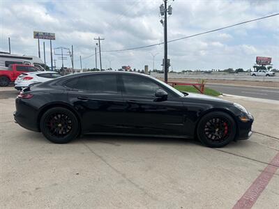 2018 Porsche Panamera Turbo   - Photo 8 - San J Uan, TX 78589