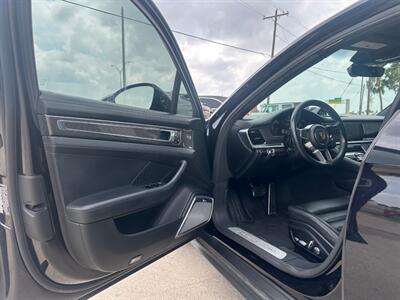2018 Porsche Panamera Turbo   - Photo 23 - San J Uan, TX 78589