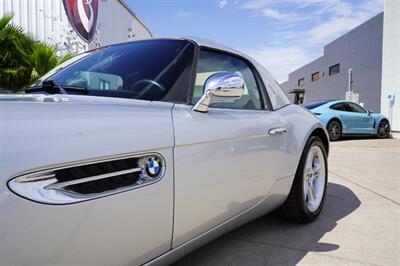 2001 BMW Z8   - Photo 6 - San J Uan, TX 78589