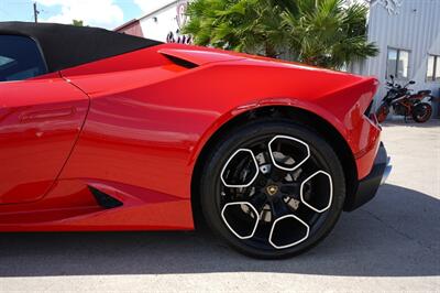 2019 Lamborghini Huracan LP 580-2 Spyder   - Photo 12 - San J Uan, TX 78589