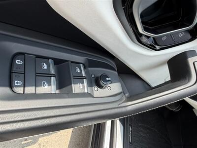 2023 Lamborghini Urus S   - Photo 19 - San Juan, TX 78589