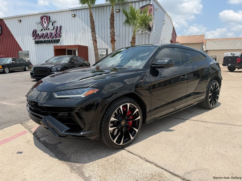 2023 Lamborghini Urus 4.0 V8 S's photo