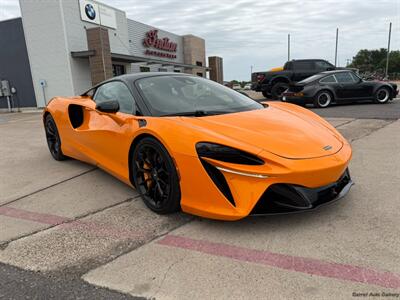 2024 McLaren Artura   - Photo 8 - San Juan, TX 78589