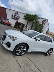 2020 Audi Q3 quattro S line Prestige 45 TFSI   - Photo 1 - San J Uan, TX 78589