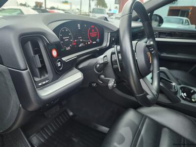 2024 Porsche Cayenne Coupe   - Photo 13 - San Juan, TX 78589