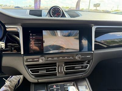 2021 Porsche Macan S   - Photo 27 - San Juan, TX 78589