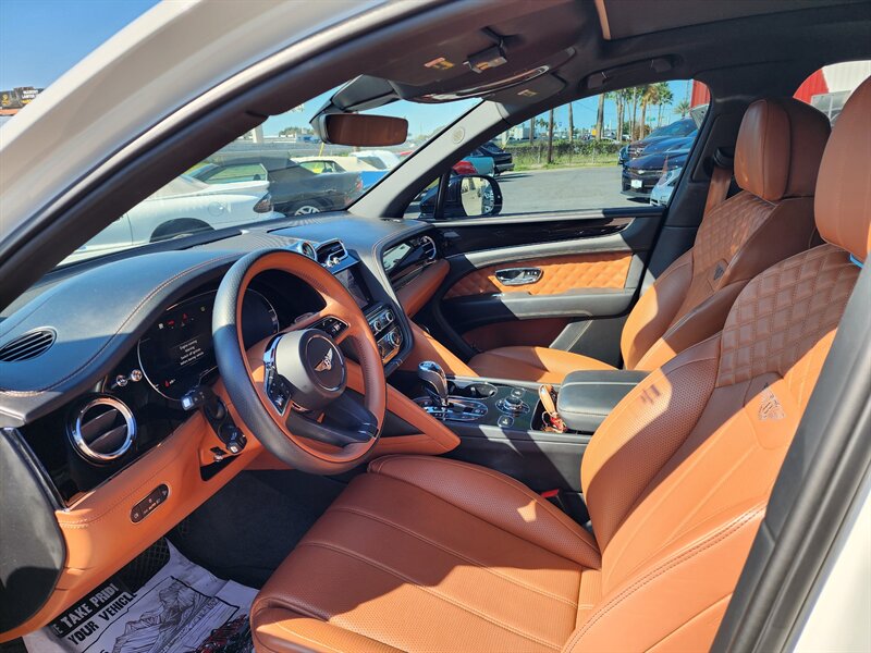 2024 Bentley Bentayga A V8  