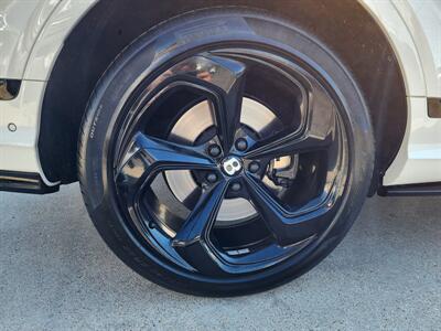 2024 Bentley Bentayga S V8   - Photo 13 - San Juan, TX 78589