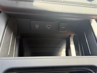 2023 Land Rover Defender 90 V8  SUPERCHARGED - Photo 27 - San Juan, TX 78589