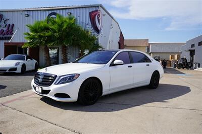 2017 Mercedes-Benz Mercedes-Maybach S 550 4MATIC  Maybach - Photo 1 - San J Uan, TX 78589