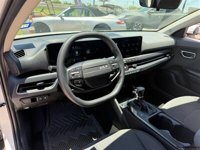 2025 Kia K4 LX   - Photo 10 - San Juan, TX 78589