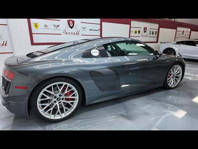 2017 Audi R8 5.2 quattro V10  Coupe - Photo 7 - San Juan, TX 78589