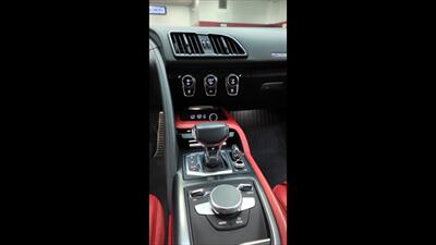 2017 Audi R8 5.2 quattro V10  Coupe - Photo 15 - San Juan, TX 78589