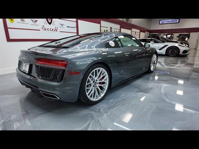 2017 Audi R8 5.2 quattro V10  Coupe - Photo 6 - San Juan, TX 78589