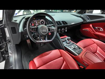 2017 Audi R8 5.2 quattro V10  Coupe - Photo 11 - San Juan, TX 78589