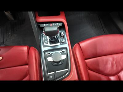 2017 Audi R8 5.2 quattro V10  Coupe - Photo 17 - San Juan, TX 78589