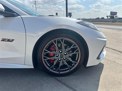 2023 Chevrolet Corvette Stingray 70th Anniversary 3LT   - Photo 17 - San J Uan, TX 78589