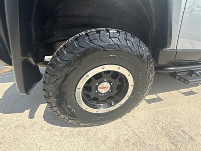 2013 Toyota FJ Cruiser   - Photo 19 - San J Uan, TX 78589