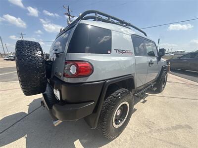 2013 Toyota FJ Cruiser   - Photo 7 - San J Uan, TX 78589