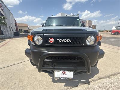 2013 Toyota FJ Cruiser   - Photo 10 - San J Uan, TX 78589