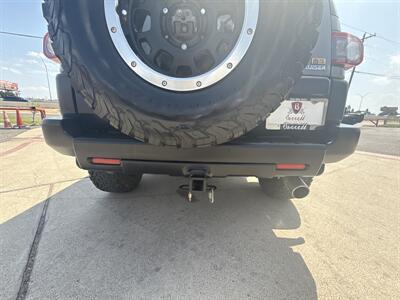 2013 Toyota FJ Cruiser   - Photo 17 - San J Uan, TX 78589