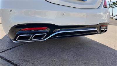 2019 Mercedes-Benz AMG S 63   - Photo 17 - San J Uan, TX 78589