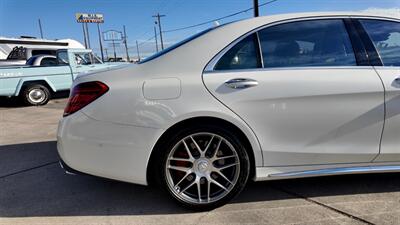 2019 Mercedes-Benz AMG S 63   - Photo 15 - San J Uan, TX 78589