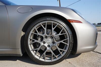 2020 Porsche 911 Carrera Cabriolet   - Photo 18 - San J Uan, TX 78589